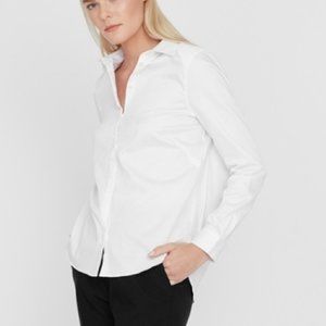 Cuyana Poplin Pleat Back Button Down White- Discontinued Syle